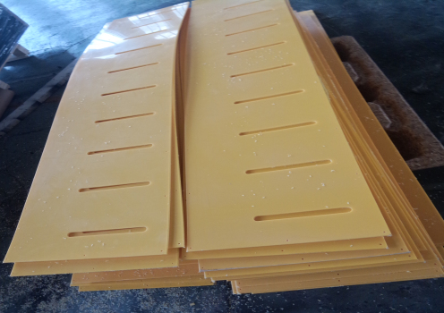 HDPE wear resistant strip and slat/ hdpe wear strip/ impact resistant HDPE strip